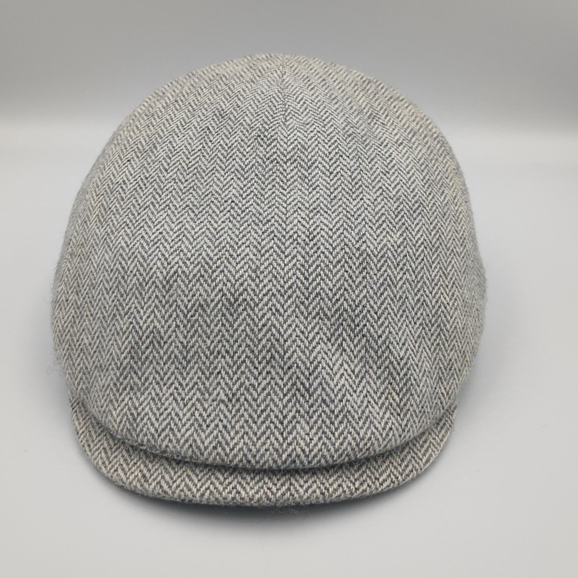 Casquette plate chevrons gris