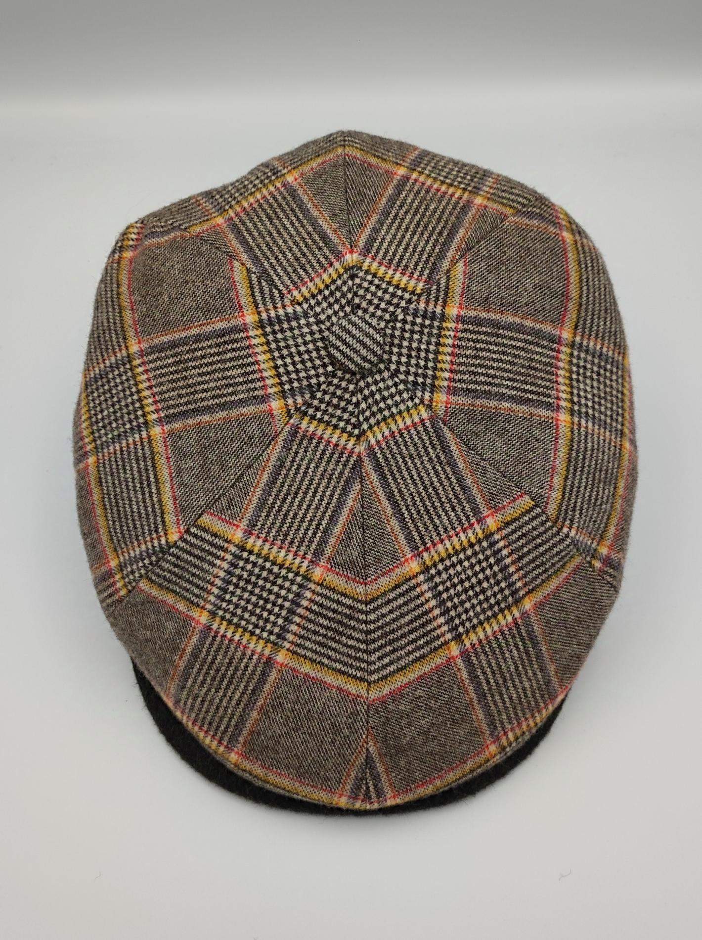 Casquette plate écossais