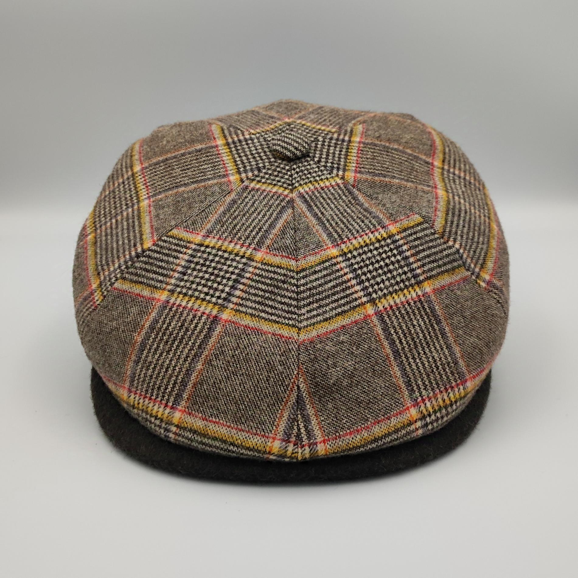 Casquette plate écossais
