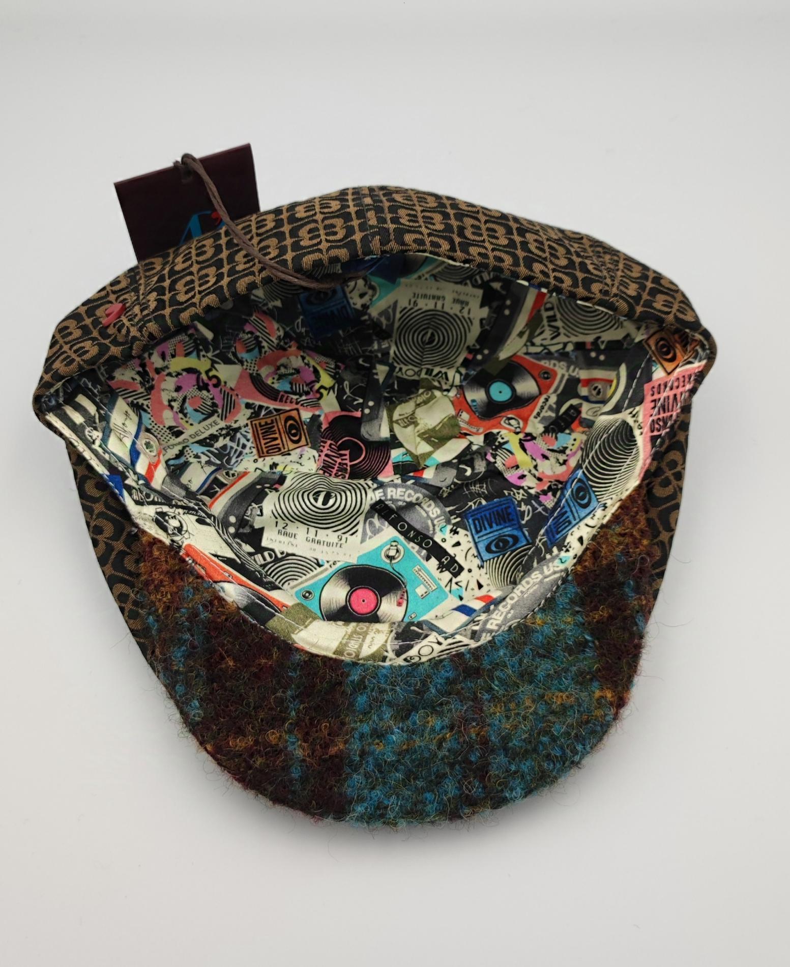 Casquettes plate fantaisie multico