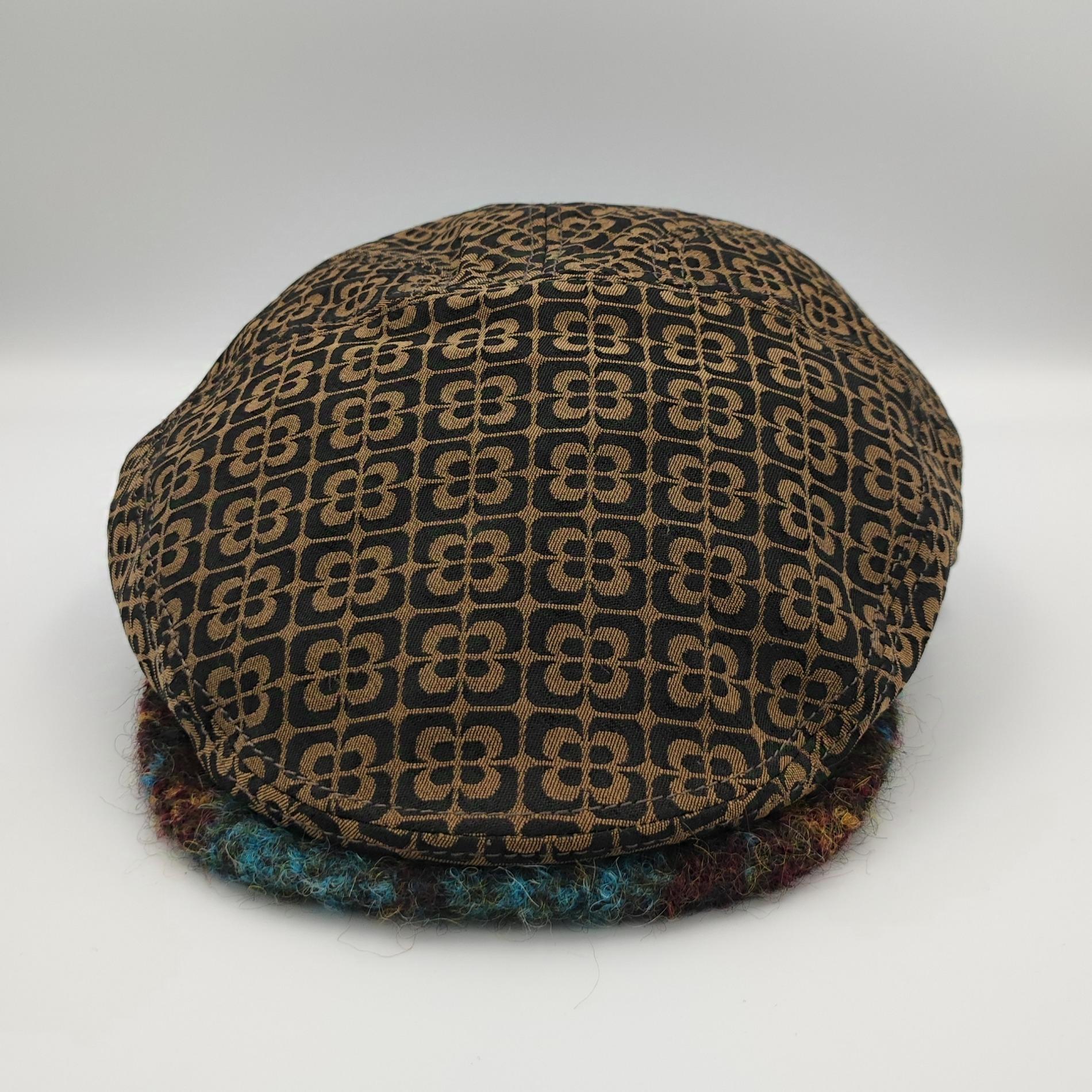 Casquettes plate fantaisie multico