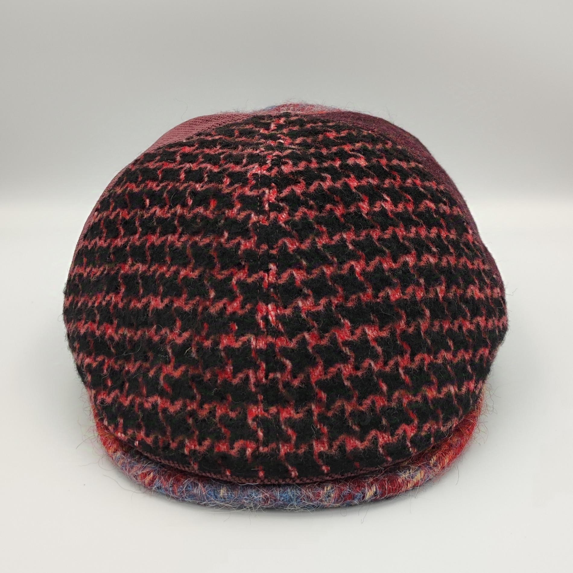 Casquette plate fantaisie bordeaux