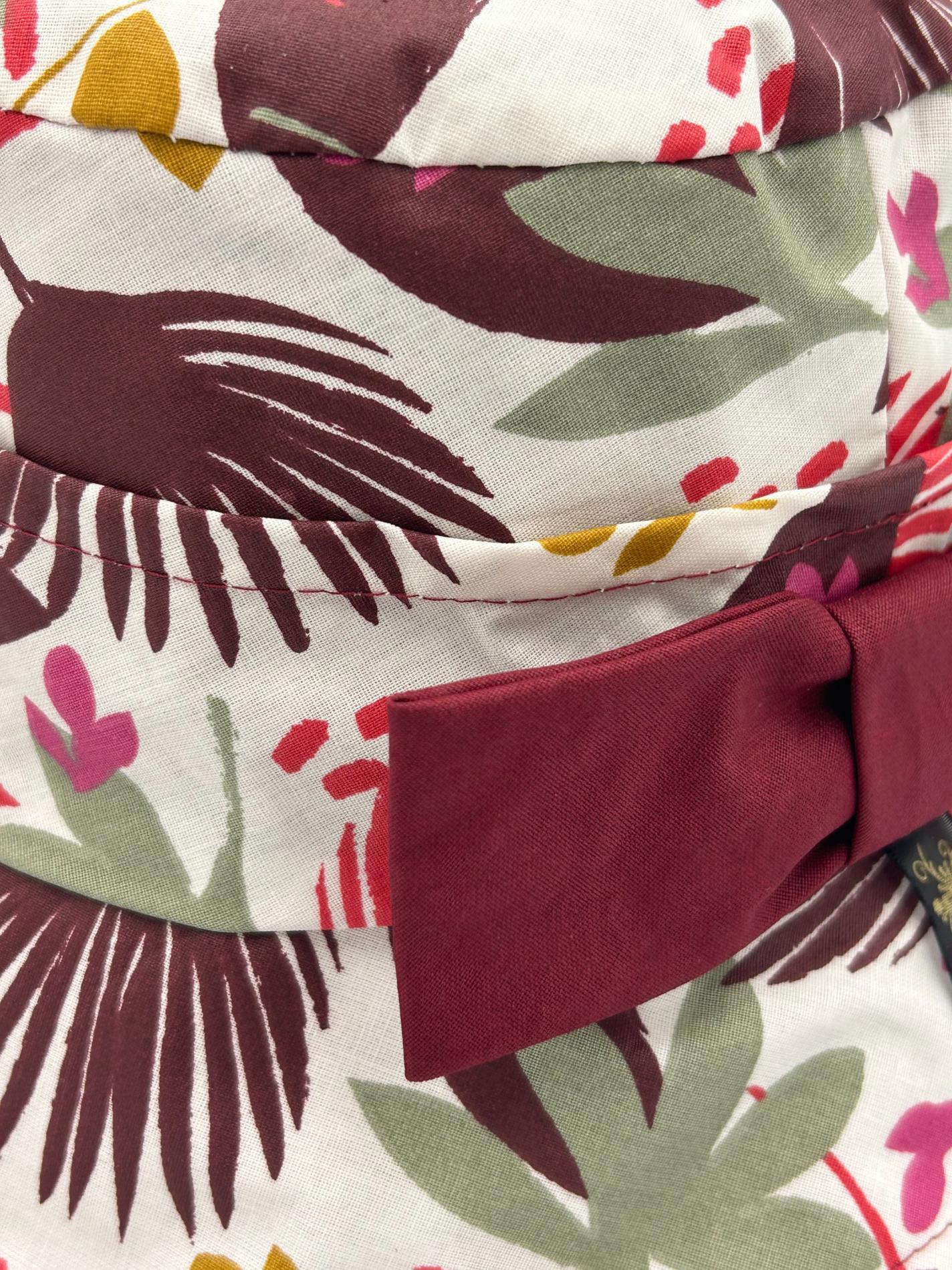 Chapeau de pluie motif fleuris