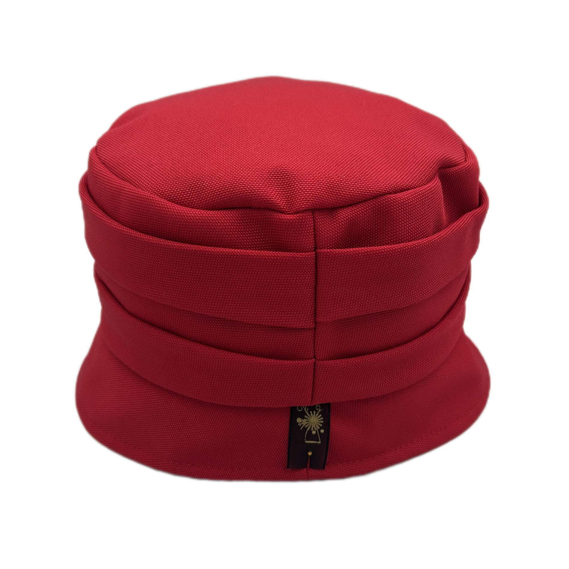 Chapeau de pluie rouge