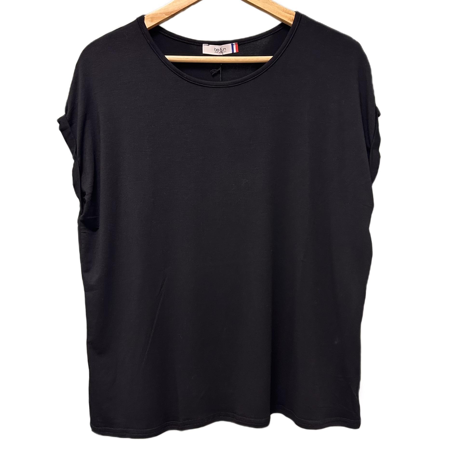 T-shirt manche courte retroussé