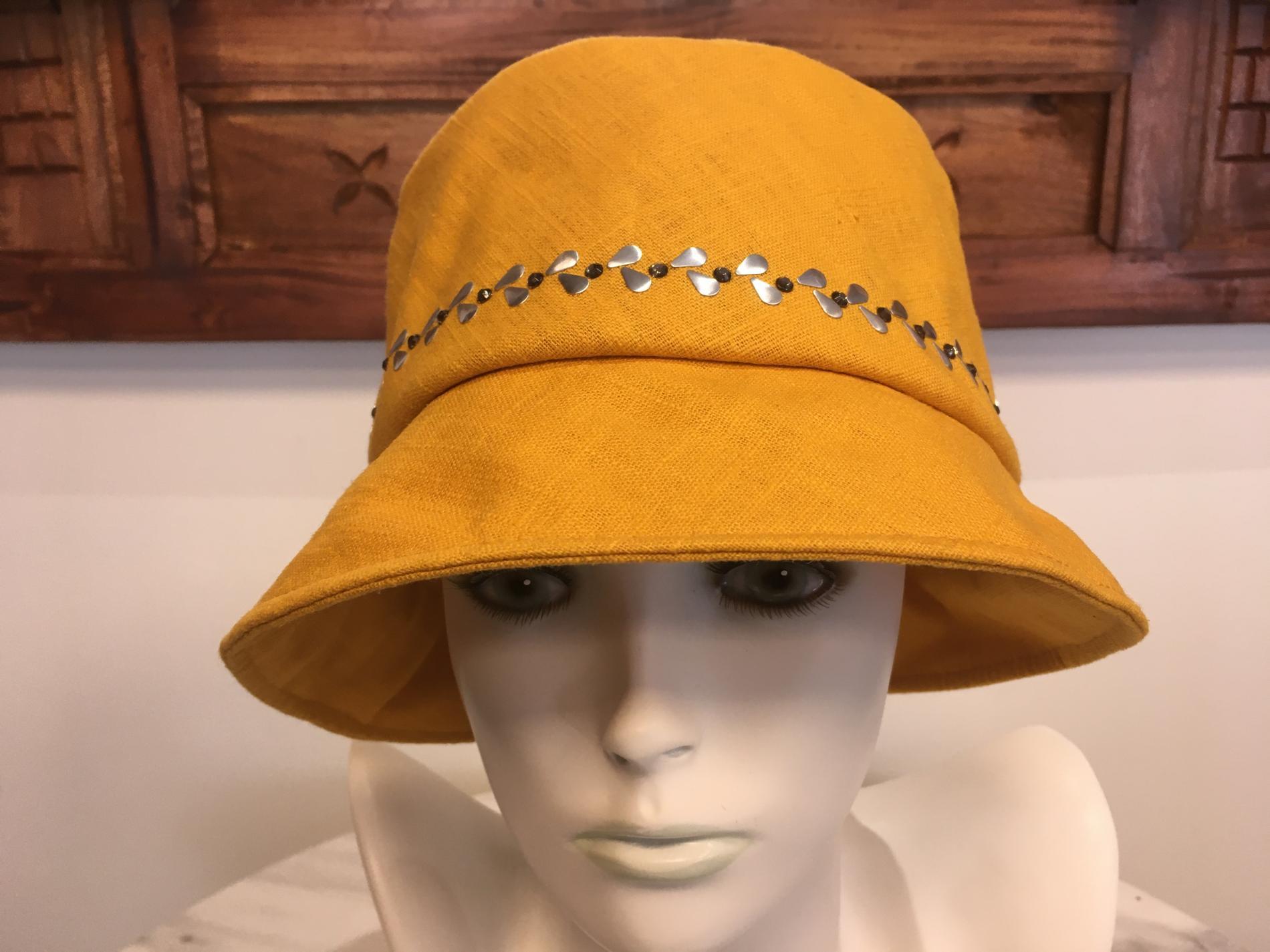 Chapeau cloche lin jaune