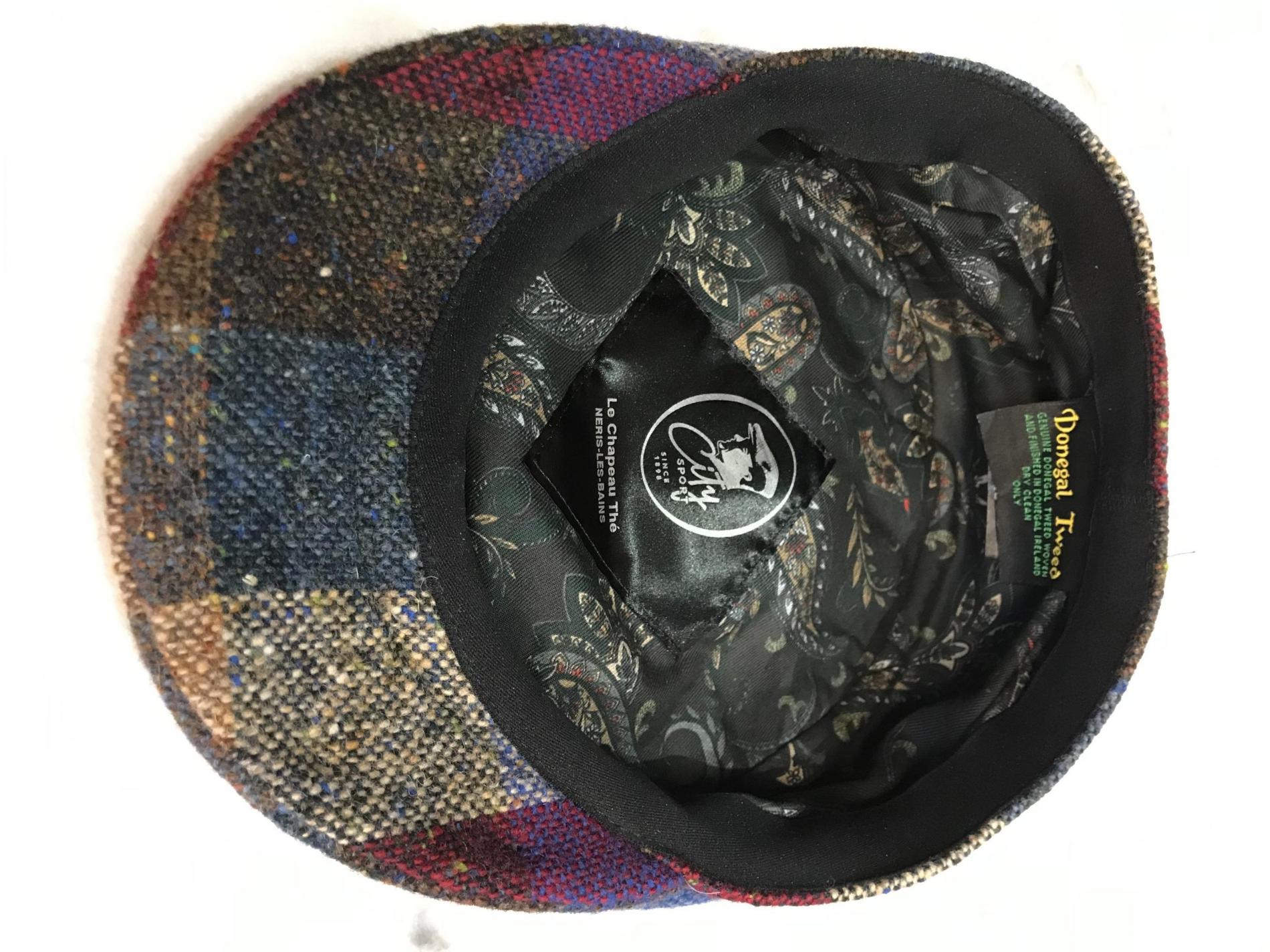 Casquette à carreaux en tweed